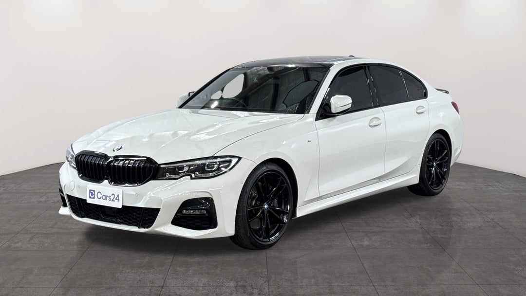 2019 BMW 3 30i M Sport, Automatic, 67038 km, Left Front Diagonal (45- Degree) View