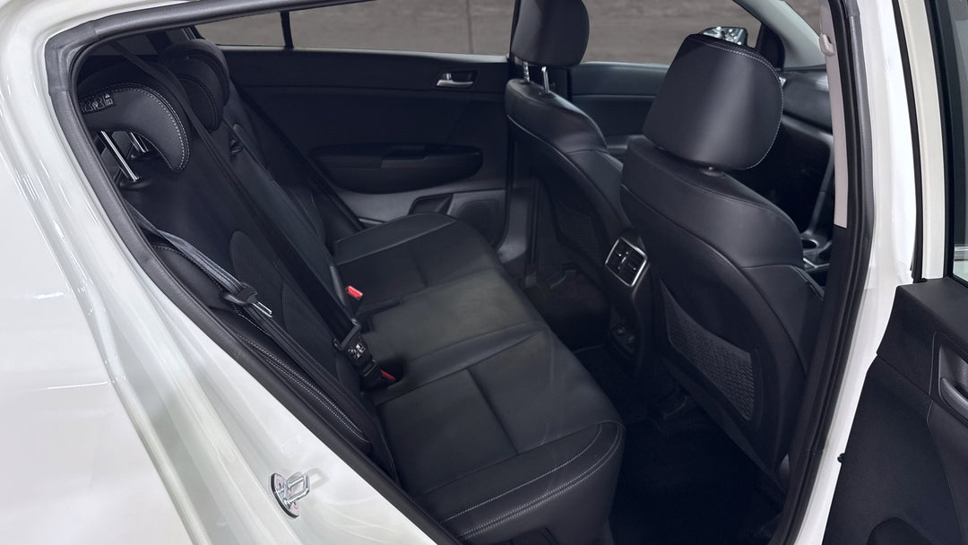 2019 Kia Sportage Sx+ (FWD), Automatic, 65343 km, Right Side Rear Door Cabin View