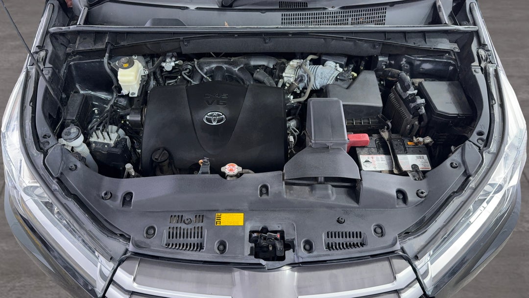 Open Bonnet (Engine)