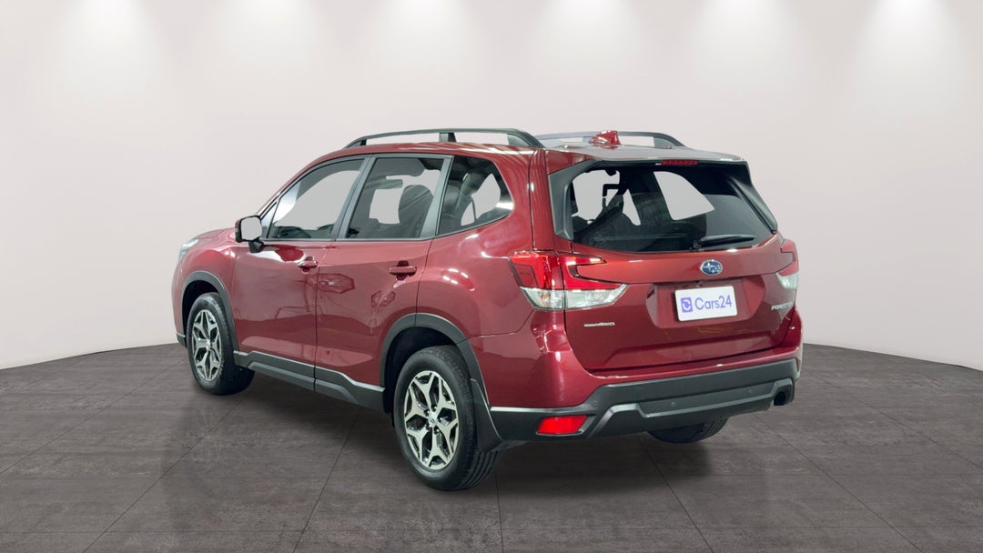 Left Back Diagonal (45- Degree) View