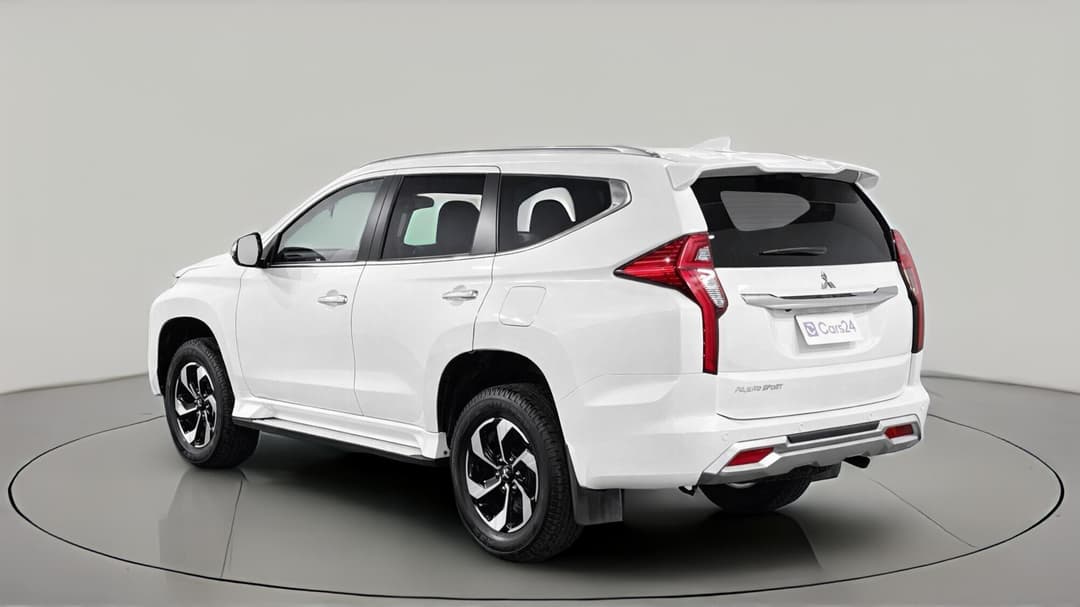 2024 Mitsubishi Pajero Sport Gls (4WD) 7 Seat, Automatic, 38484 km, Left Back Diagonal (45- Degree) View