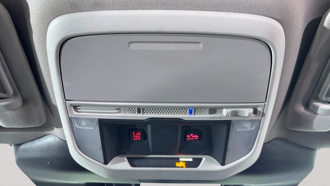 On-Roof Controls/Sunglass holder