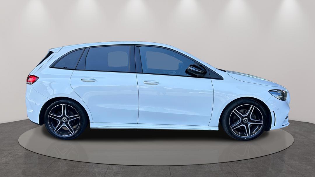 2019 Mercedes-benz B180 B180, Automatic, 50661 km, Right Side View