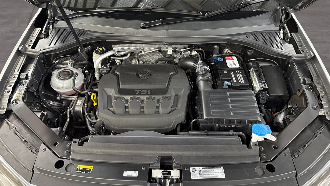 2019 Volkswagen Tiguan 132 Tsi R-line Edition, Automatic, 44280 km, Open Bonnet (Engine)