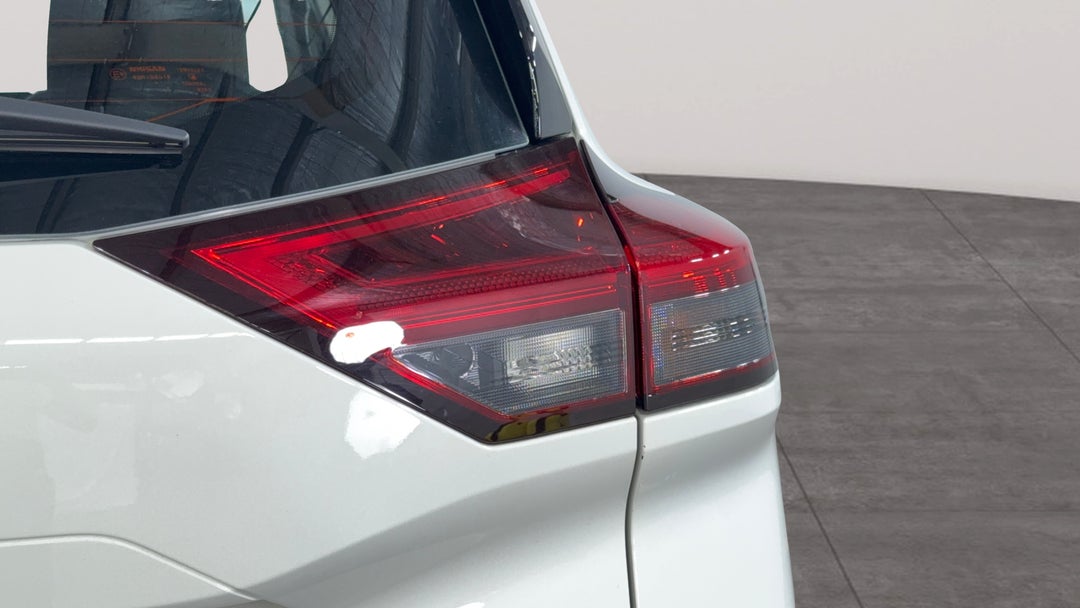 Badge (Boot Right Side)