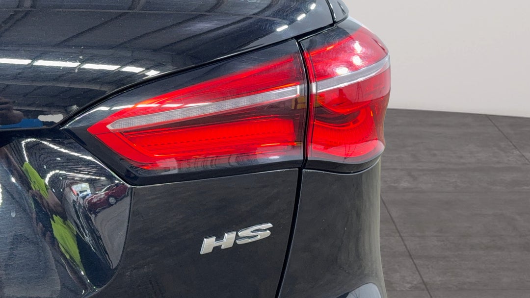 2022 MG HS Core, Automatic, 79679 km, Badge (Boot Right Side)