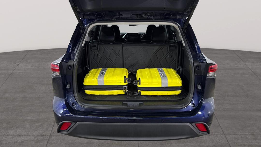 2022 Toyota Kluger Gxl Hybrid AWD, Automatic, 55788 km, Boot Inside View with Luggage