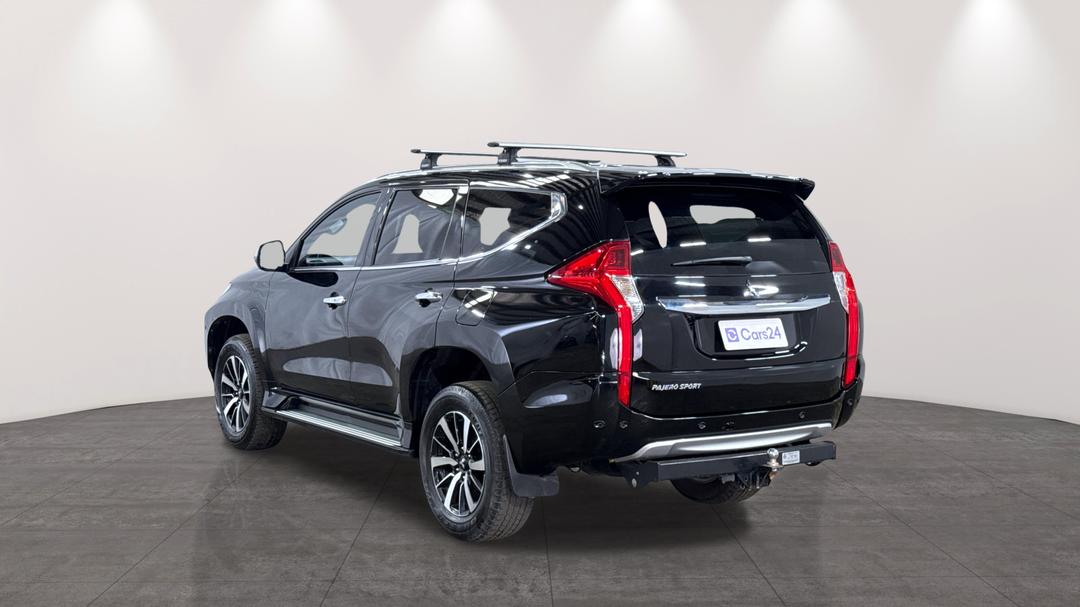 2018 Mitsubishi Pajero Sport Exceed (4x4) 7 Seat, Automatic, 55056 km, Left Back Diagonal (45- Degree) View