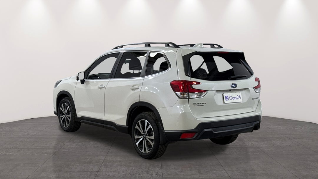 2022 Subaru Forester 2.5i Premium (AWD), Automatic, 70641 km, Left Back Diagonal (45- Degree) View