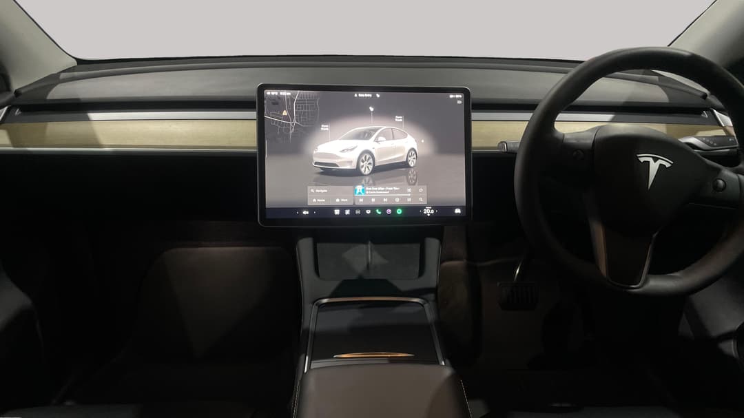 2023 Tesla Model Y Long Range, Automatic, 53446 km, Dashboard View
