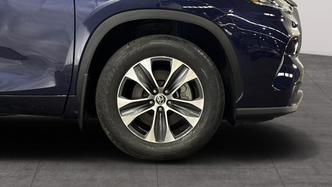 2022 Toyota Kluger Gxl Hybrid AWD, Automatic, 55788 km, Right Front Wheel
