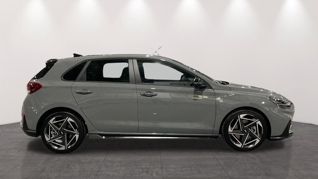 2025 Hyundai i30 N Line Mhev, Automatic, 2547 km, Right Side View