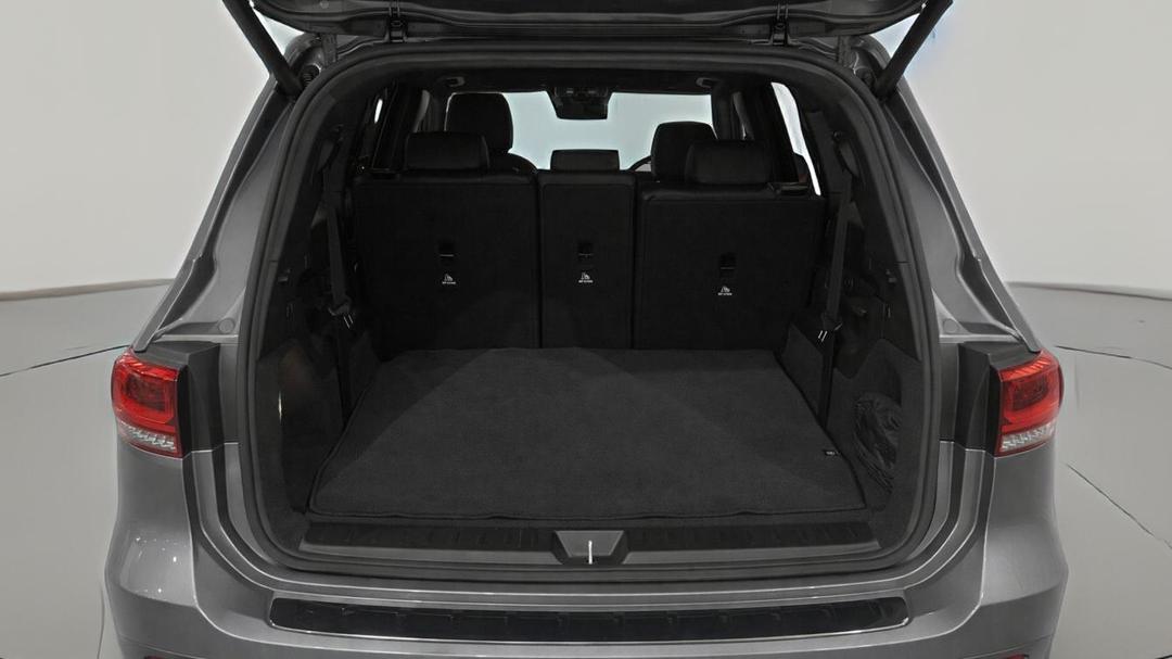 2021 Mercedes-benz Glb 250 4matic, Automatic, 56562 km, Boot Inside View