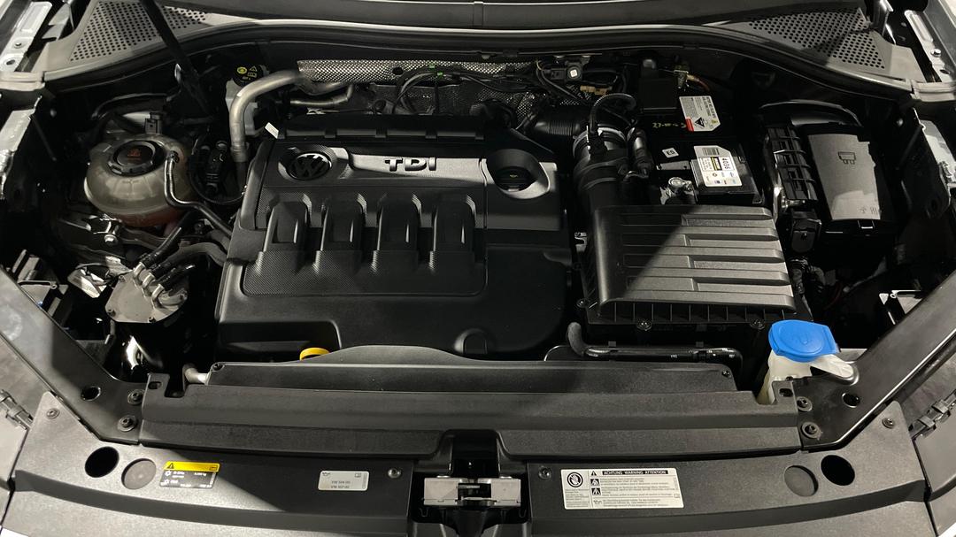 2018 Volkswagen Tiguan 110 Tdi Comfortline, Automatic, 85903 km, Open Bonnet (Engine)