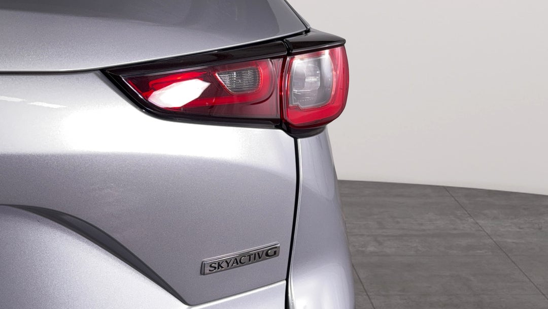 Badge (Boot Right Side)