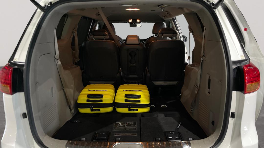 2018 Kia Carnival Platinum, Automatic, 143770 km, Boot Inside View with Luggage