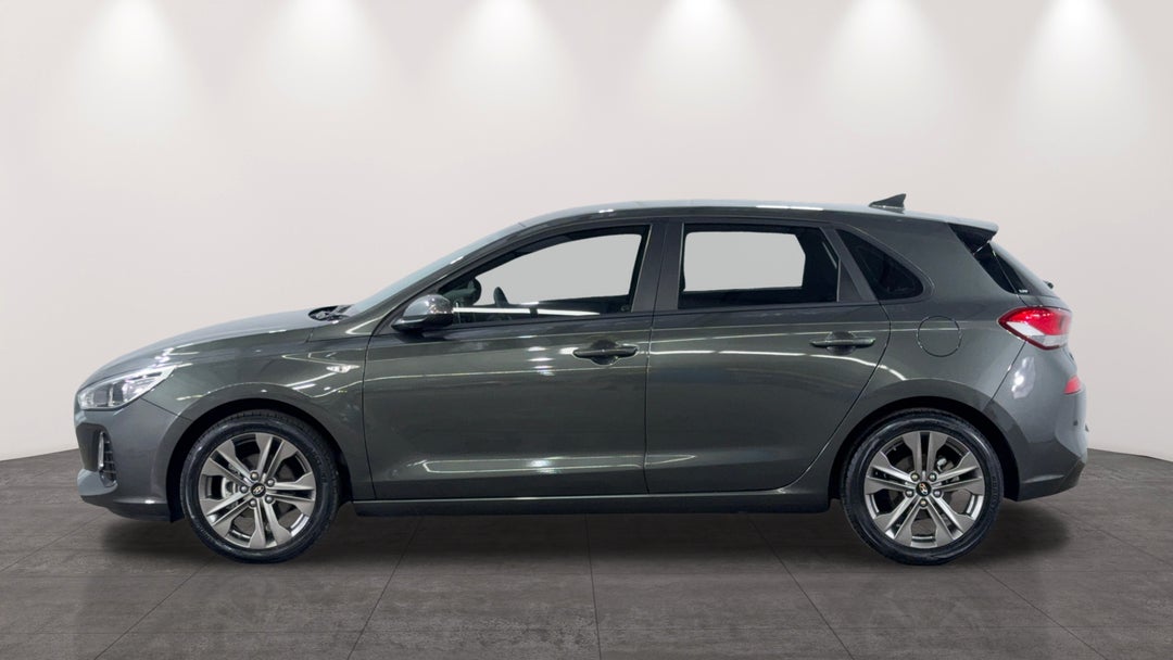 2020 Hyundai i30 Go, Automatic, 143570 km, Left Side View
