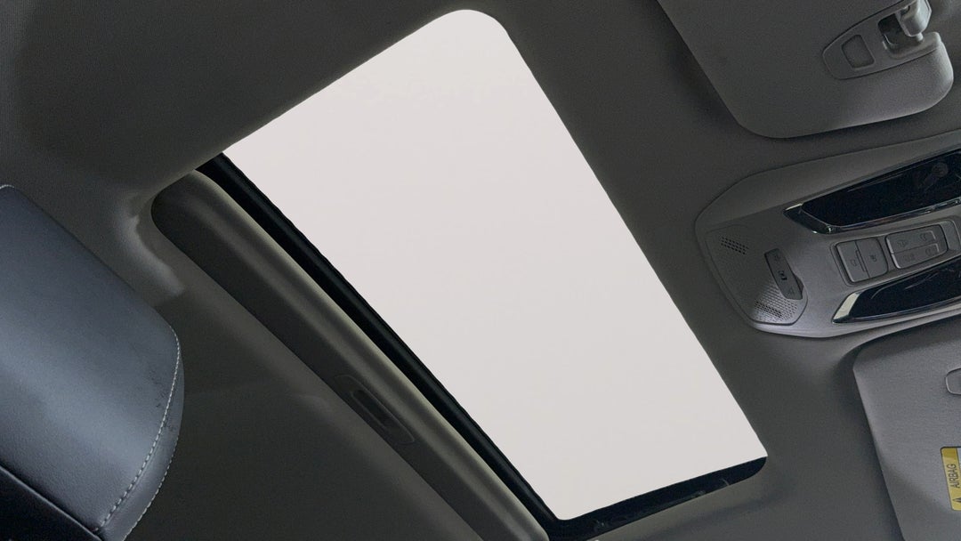 Interior Sunroof/Moonroof