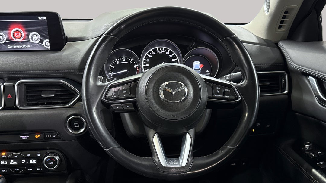 2017 Mazda CX-5 Gt (4x4), Automatic, 104839 km, Steering Wheel Close-up