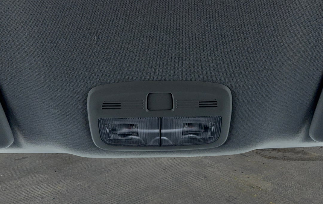 On-Roof Controls/Sunglass holder