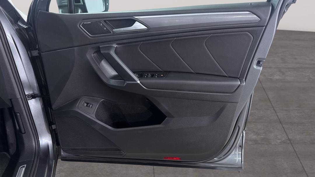 2019 Volkswagen Tiguan Allspace 162 Tsi Highline, Automatic, 63317 km, Speaker View