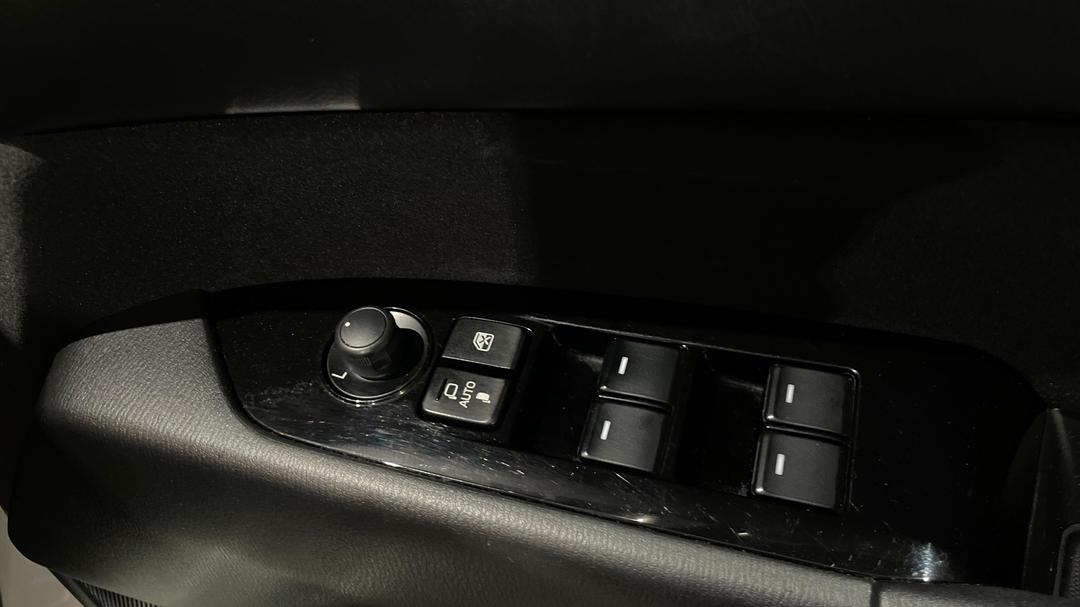 2022 Mazda CX-8 Sport (FWD), Automatic, 106998 km, Drivers Side Door Panel Controls