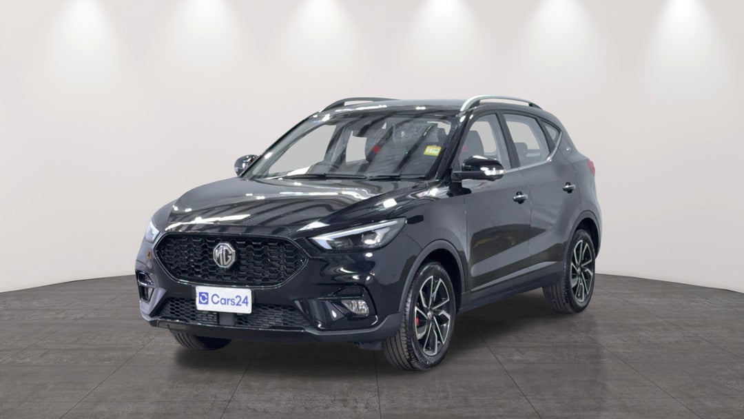 Left Front Diagonal (45- Degree) View