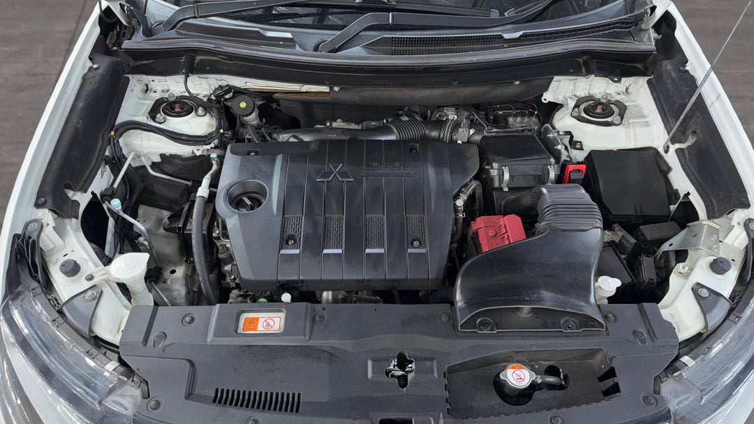 2019 Mitsubishi Outlander Ls 7 Seat (AWD), Automatic, 102224 km, Open Bonnet (Engine)