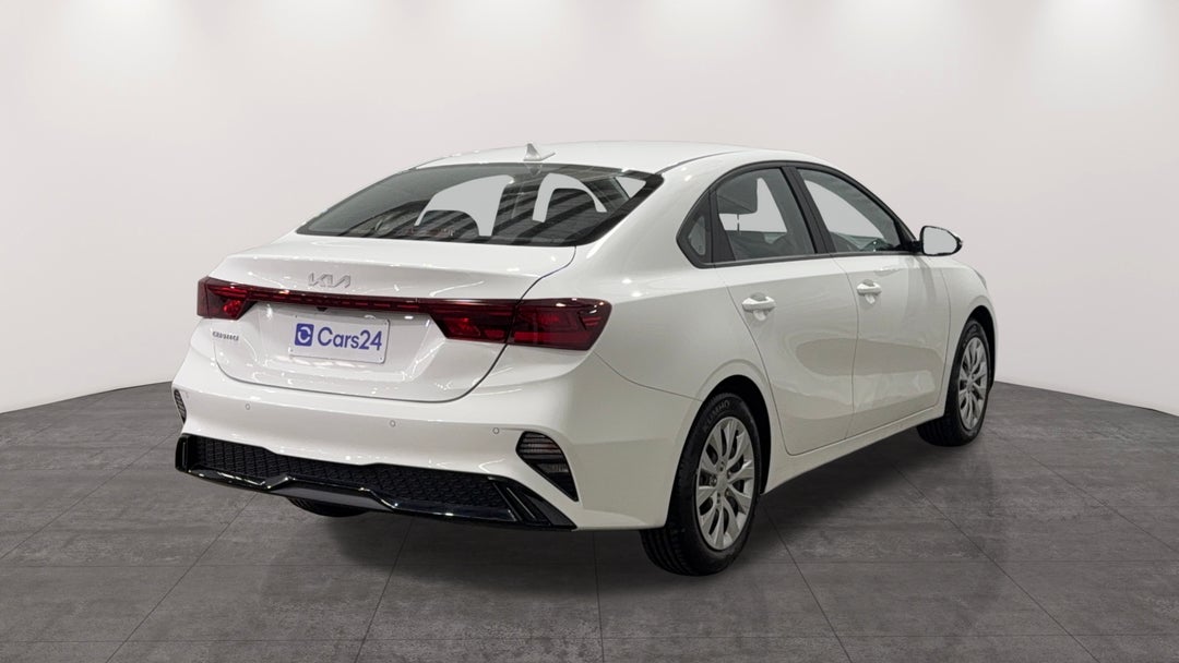 2024 Kia Cerato S, Automatic, 15084 km, Right Back Diagonal (45- Degree) View
