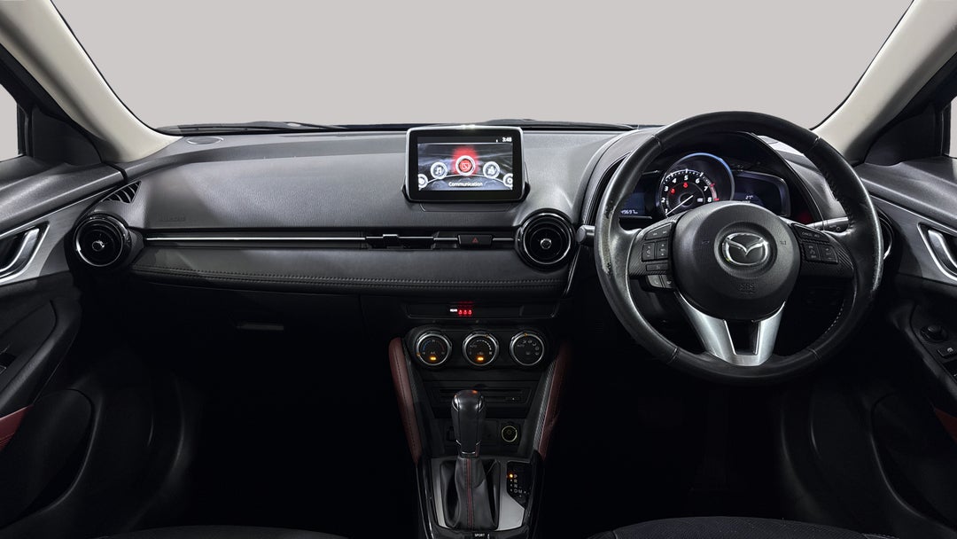 2017 Mazda CX-3 Akari (FWD), Automatic, 49697 km, Dashboard View