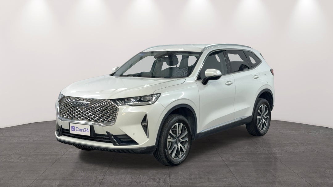 Left Front Diagonal (45- Degree) View