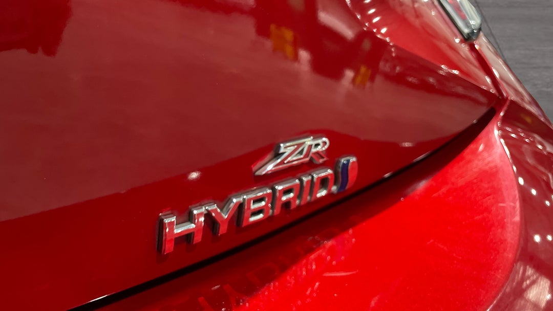 2020 Toyota Corolla Zr Hybrid, Automatic, 81999 km, Badge (Boot Right Side)