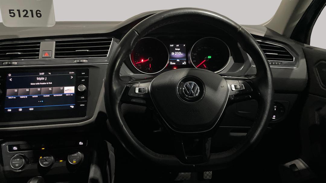 2019 Volkswagen Tiguan Allspace 110 Tsi Comfortline, Automatic, 83390 km, Steering Wheel Close-up