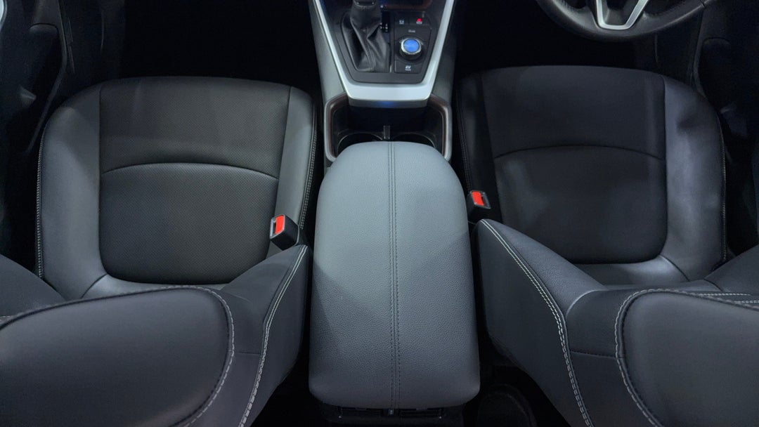 2024 Toyota RAV4 Cruiser (AWD) Hybrid, Automatic, 27591 km, Center Console