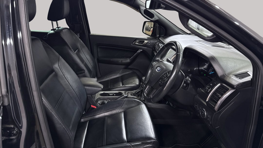 2019 Ford Everest Titanium (4WD 7 Seat), Automatic, 110075 km, Right Side Front Door Cabin View