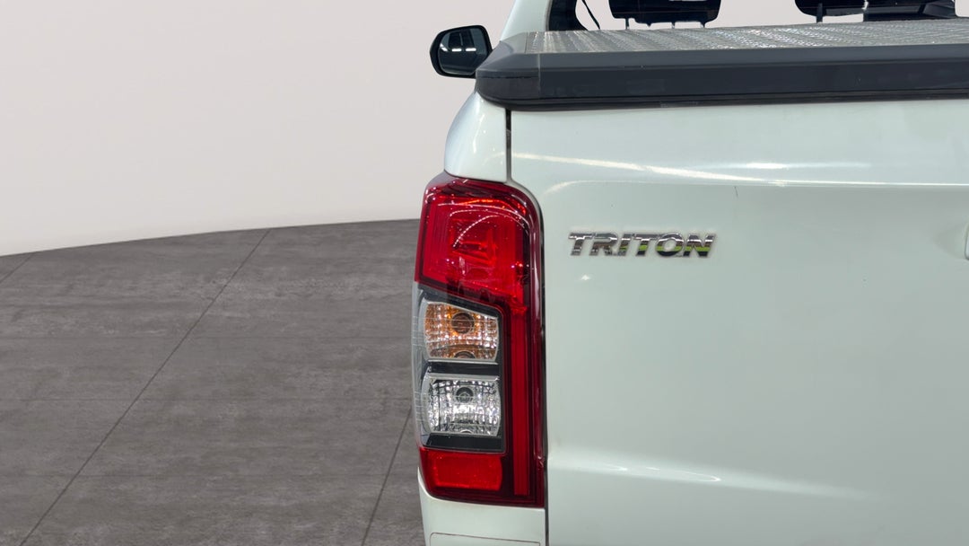 Badge (Boot Left Side)