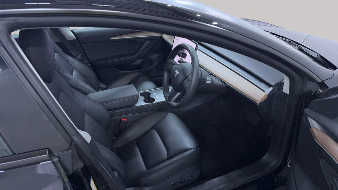 2023 Tesla Model 3 Long Range, Automatic, 9232 km, Right Side Front Door Cabin View