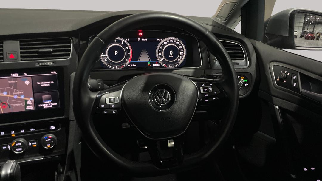 2018 Volkswagen Golf Alltrack 132 Tsi, Automatic, 64731 km, Steering Wheel Close-up