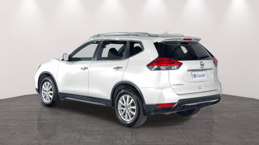 Left Back Diagonal (45- Degree) View