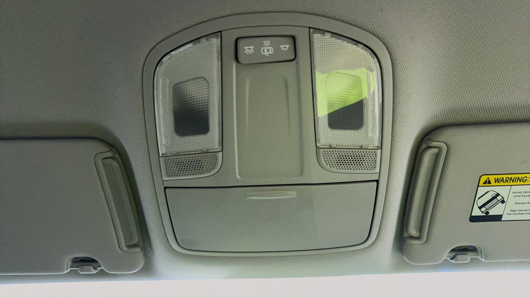 On-Roof Controls/Sunglass holder