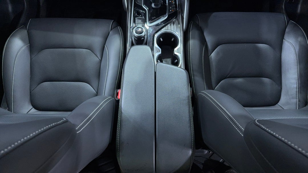 2021 LDV D90 Executive (4WD) D20, Automatic, 53966 km, Center Console