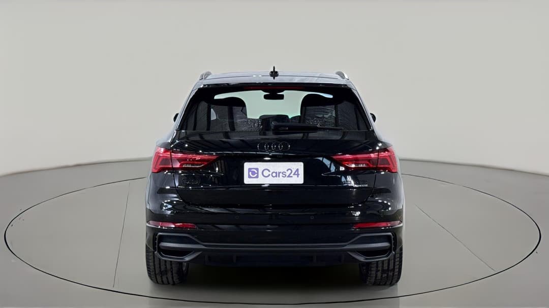 2025 Audi Q3 40 Tfsi Quattro S Line, Automatic, 10429 km, Back/Rear View