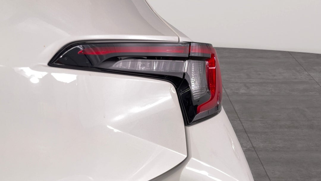 Badge (Boot Right Side)