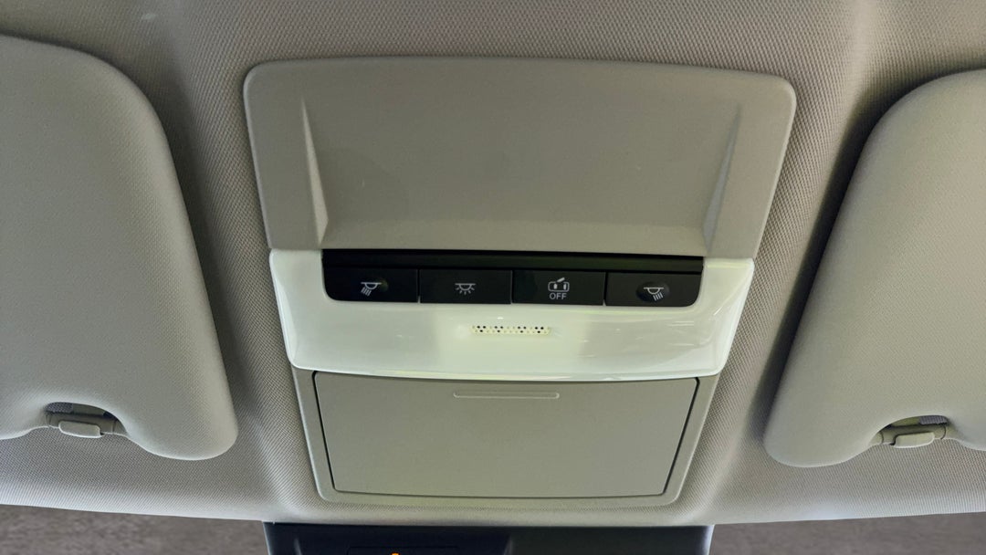 2024 Mitsubishi Outlander Es 7 Seat (2WD), Automatic, 51622 km, On-Roof Controls/Sunglass holder