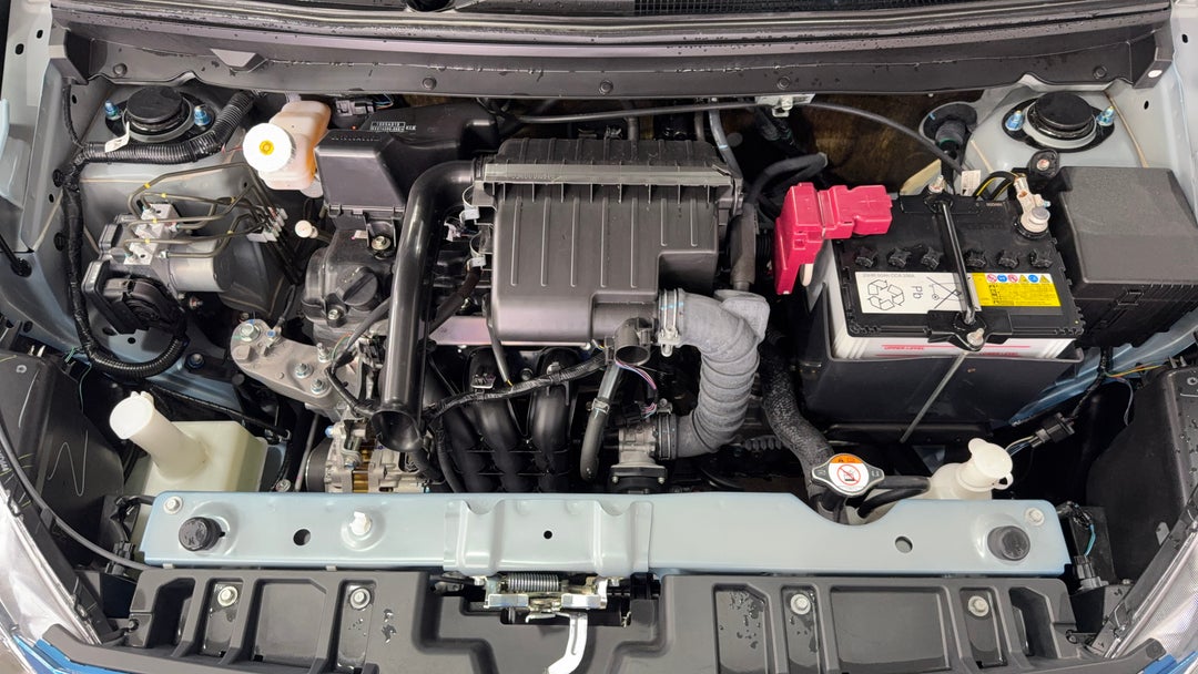 Open Bonnet (Engine)