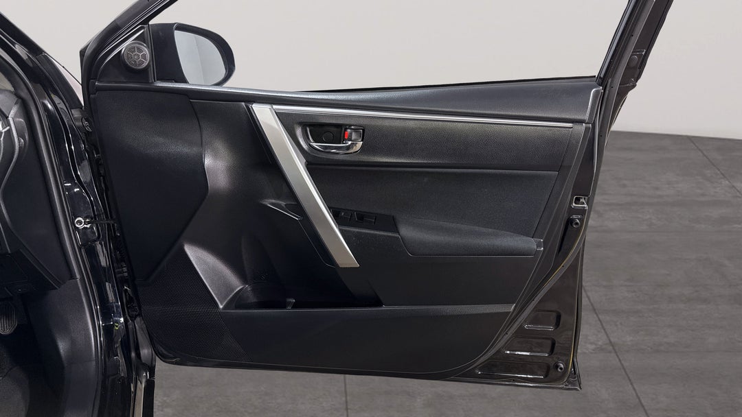 2015 Toyota Corolla Sx, Automatic, 138624 km, Speaker View
