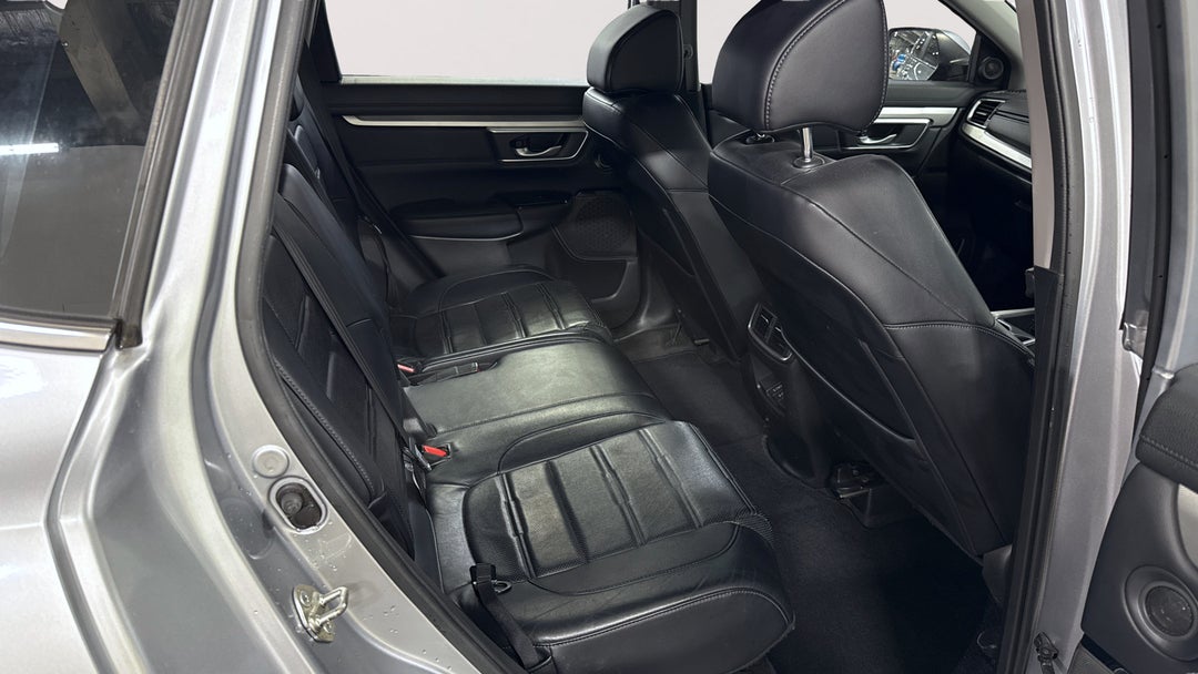 2018 Honda CR-V Vti-e7 (2WD), Automatic, 156087 km, Right Side Rear Door Cabin View
