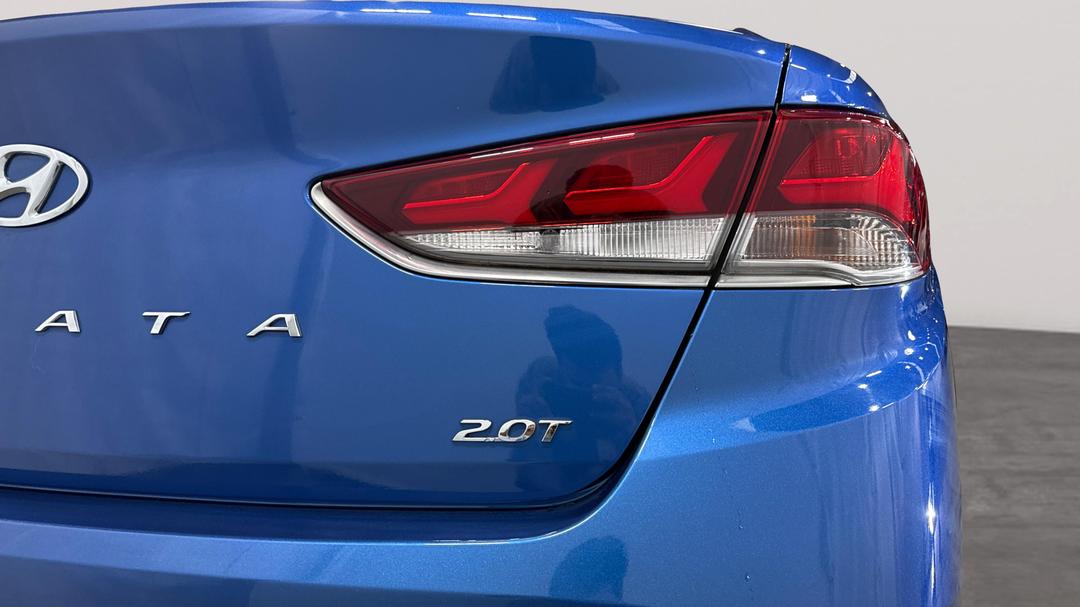 2018 Hyundai Sonata Premium, Automatic, 41958 km, Badge (Boot Right Side)