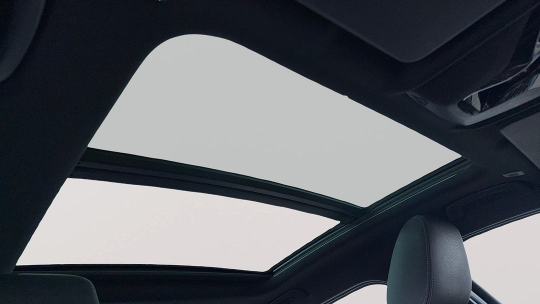 2019 BMW 1 18i M Sport, Automatic, 45275 km, Interior Sunroof/Moonroof