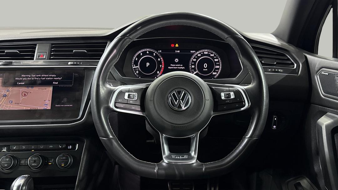 2018 Volkswagen Tiguan Allspace 162 Tsi Highline, Automatic, 148451 km, Steering Wheel Close-up